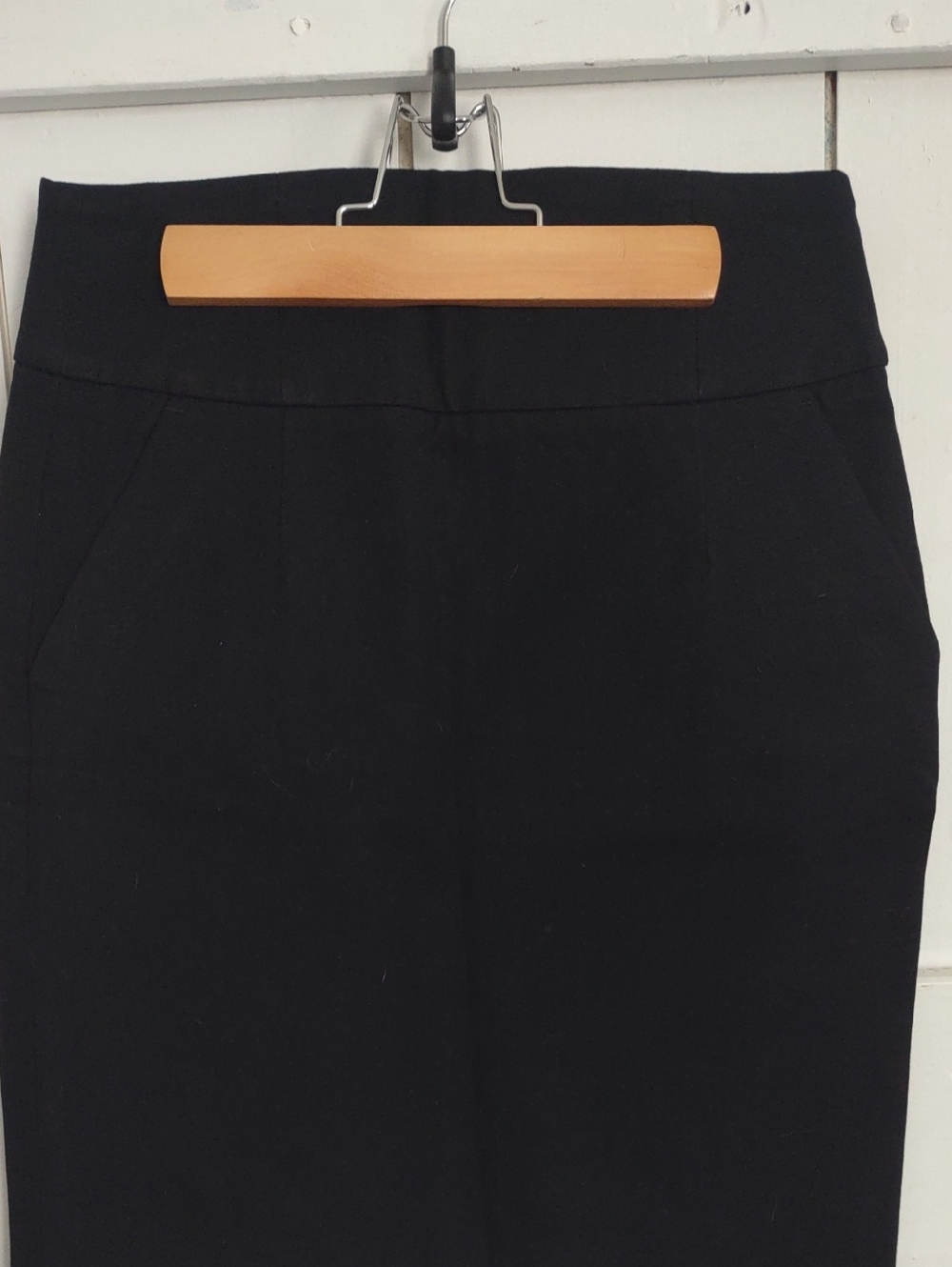 Banana Republic Classic Black Women's Pencil Skirt